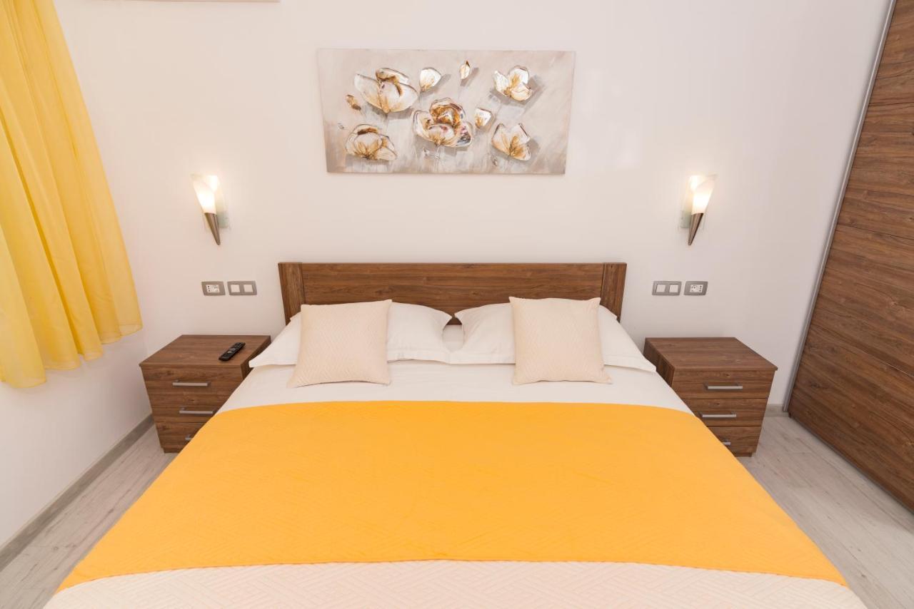 Apartment Rozali *