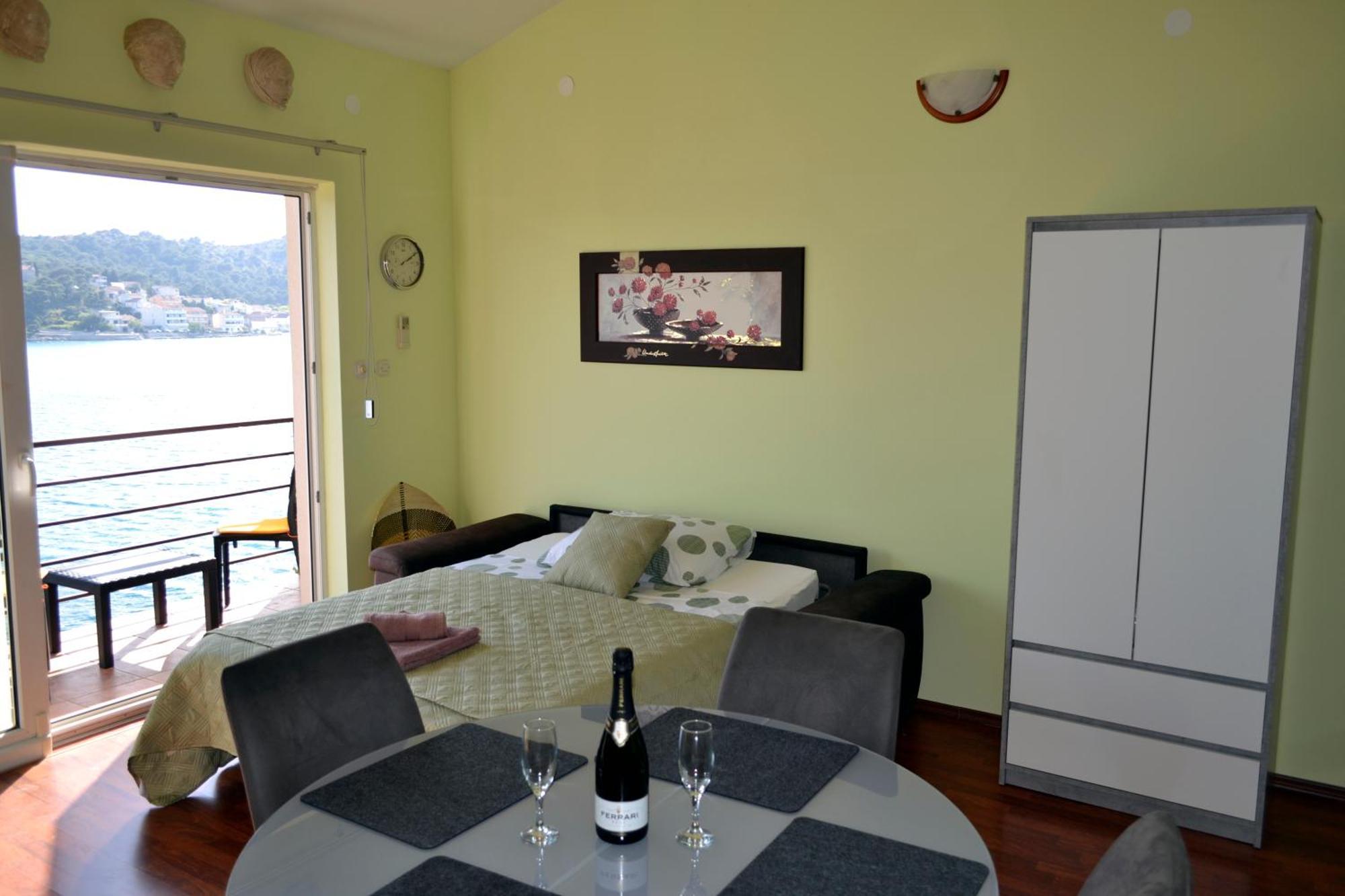 Apartment Rozali *