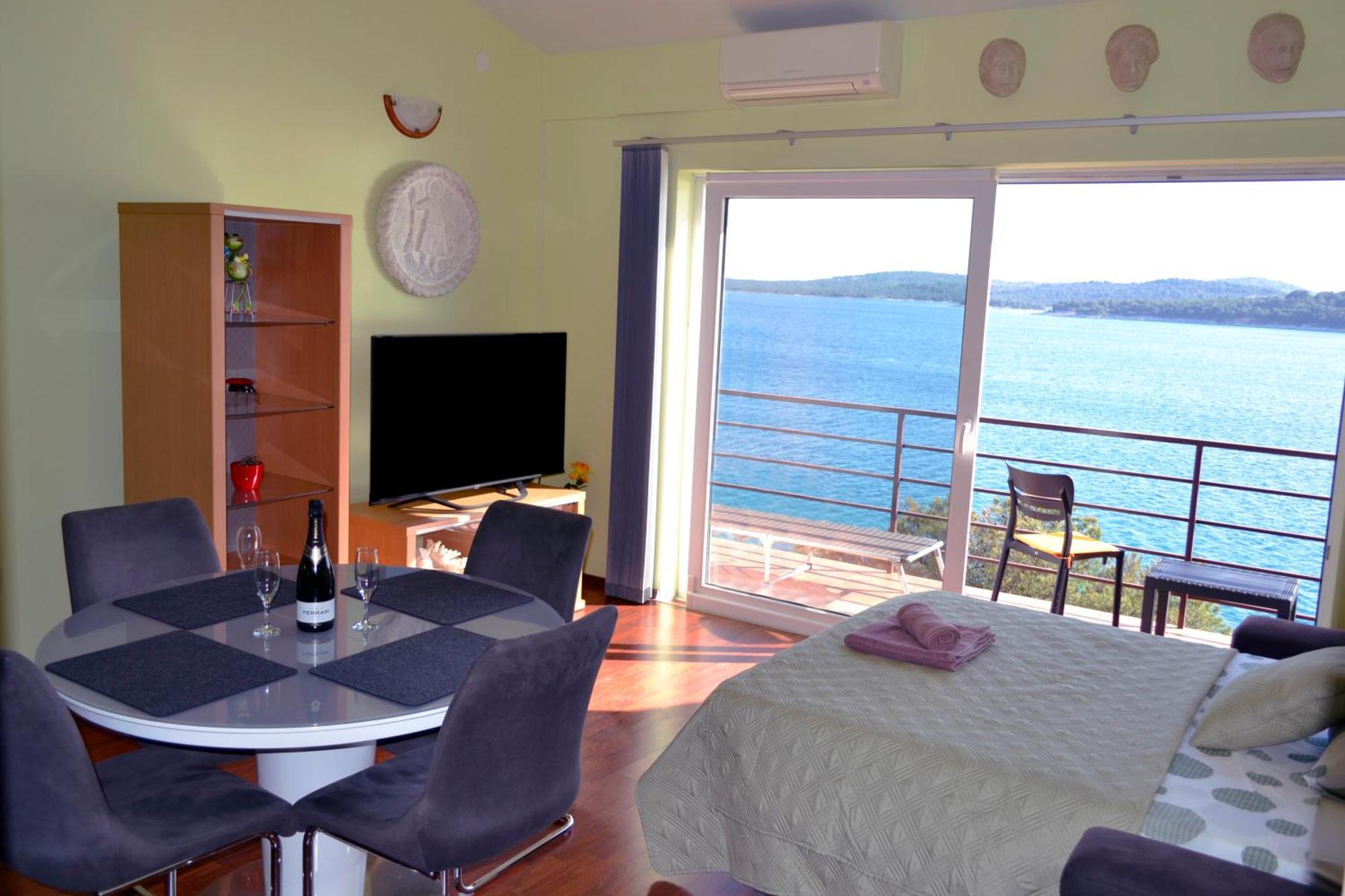 Apartment Rozali *